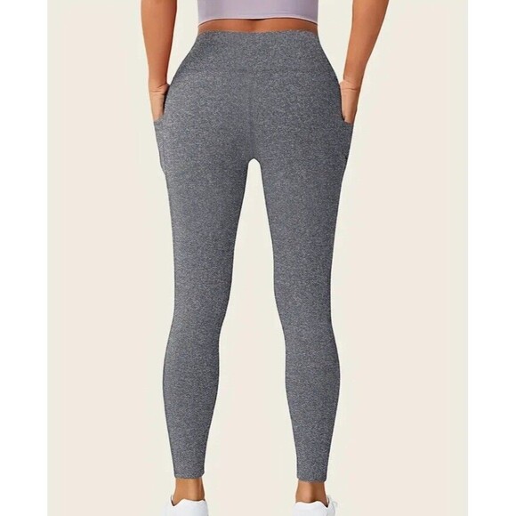 Women's (Yoga Pants)-(Grey)-(Double Pockets)-(Leggings)-(Size XL)-(New)-$20.00 - Picture 5 of 6
